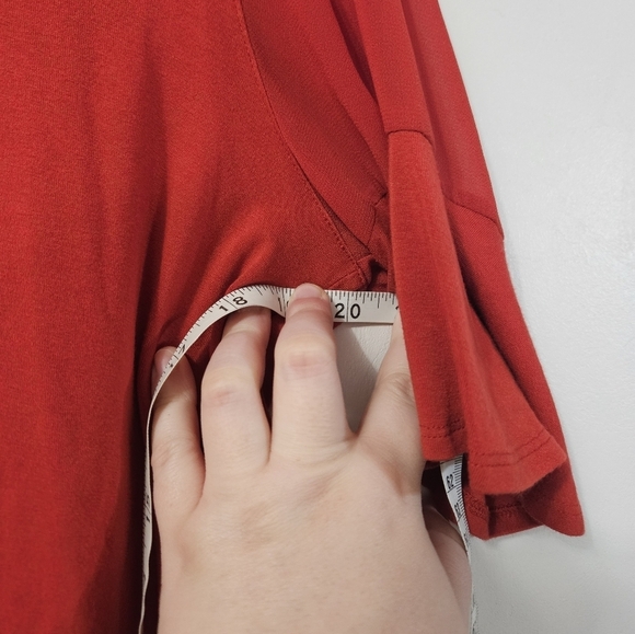 Vince Camuto Red Sheer Sleeve Blouse! - Picture 4 of 5